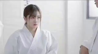 大奶人妻_身材丰满_在家上位骑乘啪啪打桩_操的爽叫不停_高潮抽搐不断_后入冲刺_拔吊射屁屁
